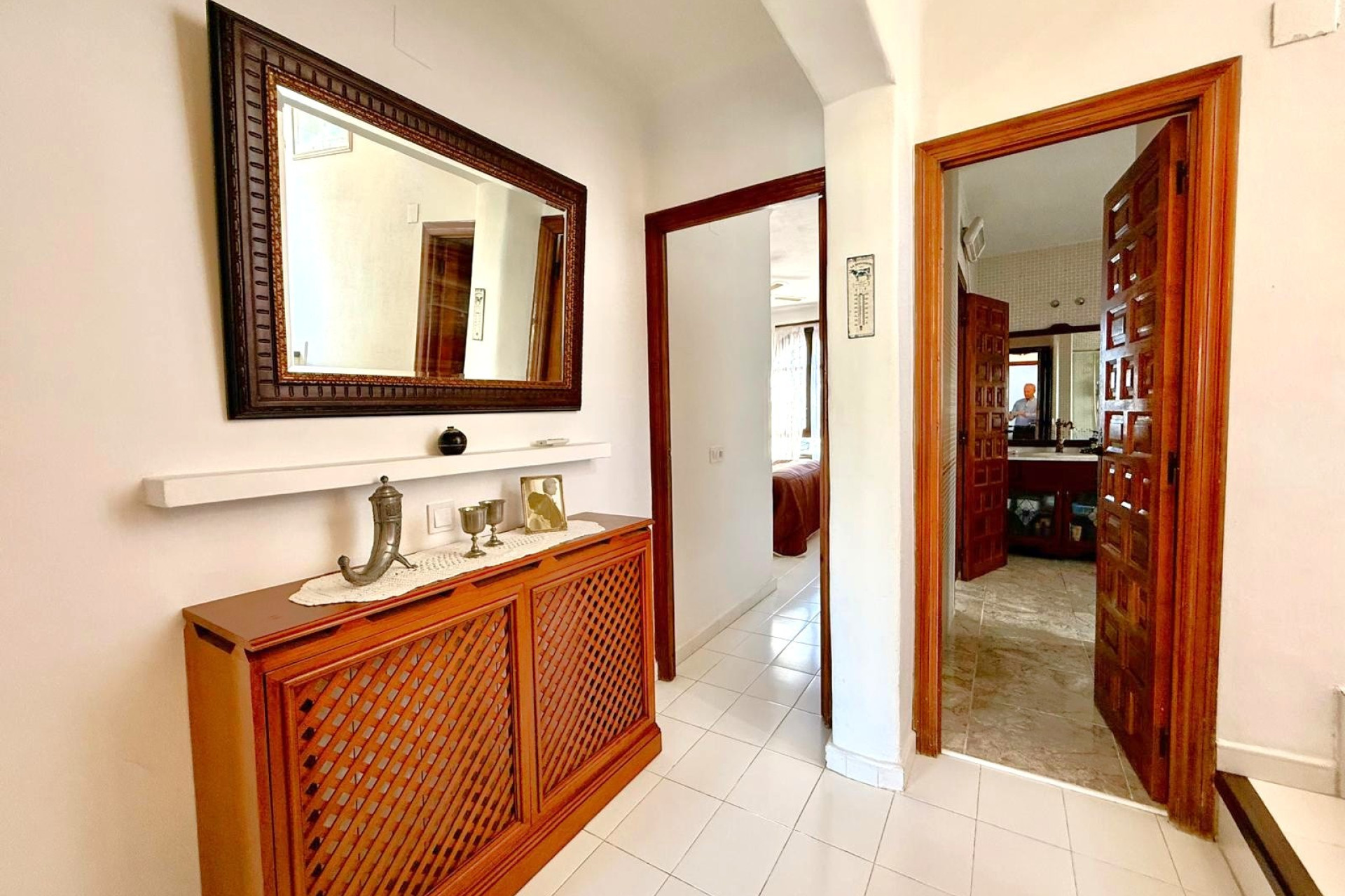 Resale - Villa -
Villamartín