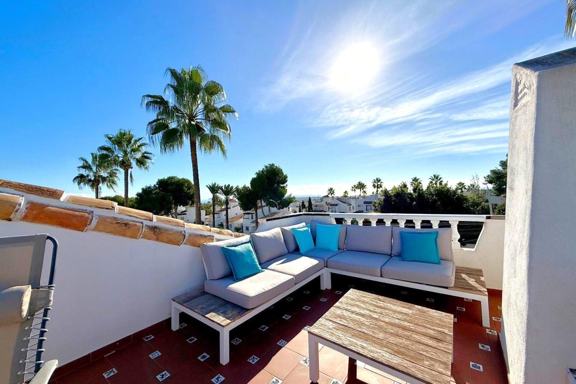 Resale - Villa -
Villamartín