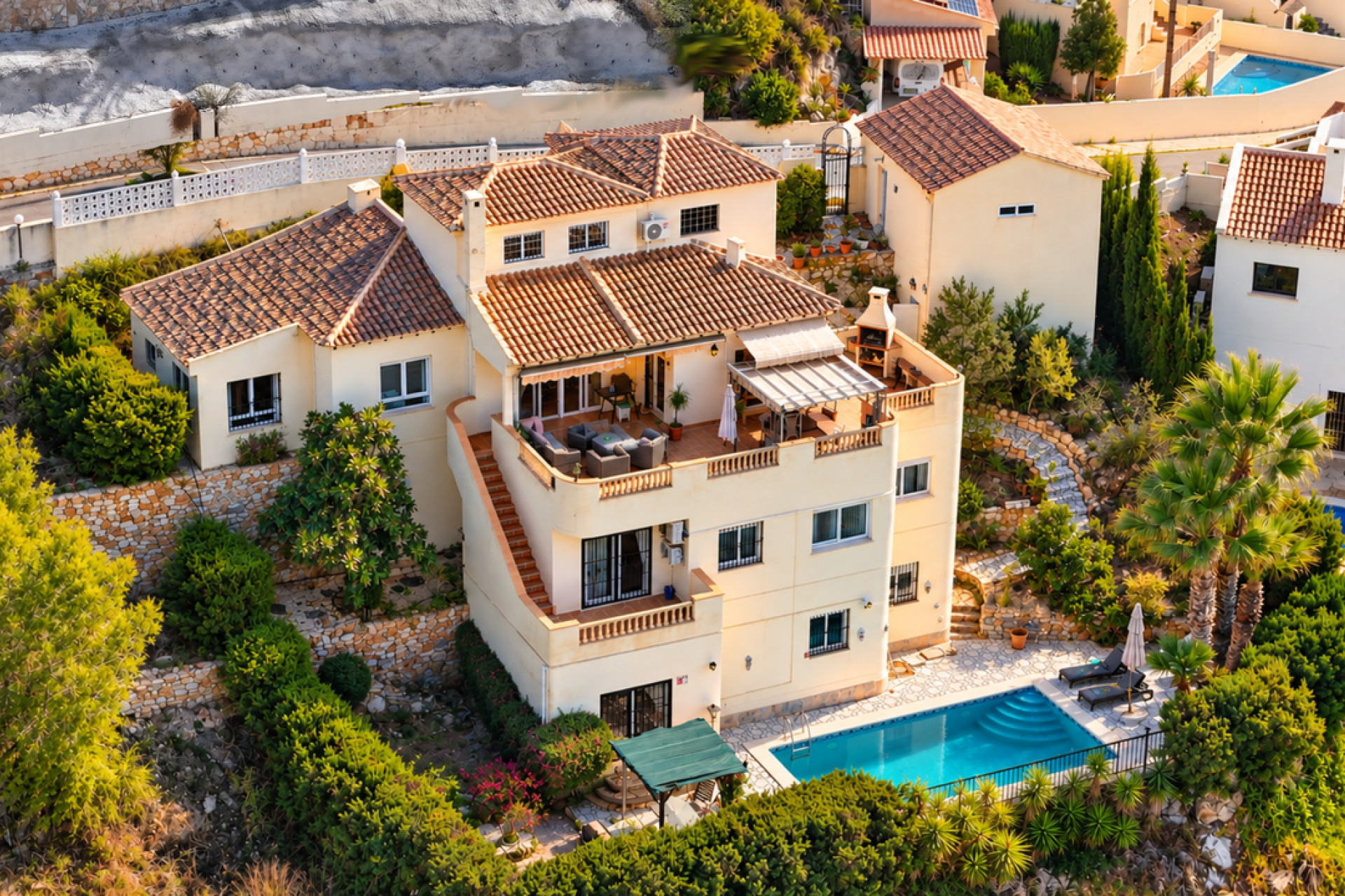 Resale - Villa -
Villamartín