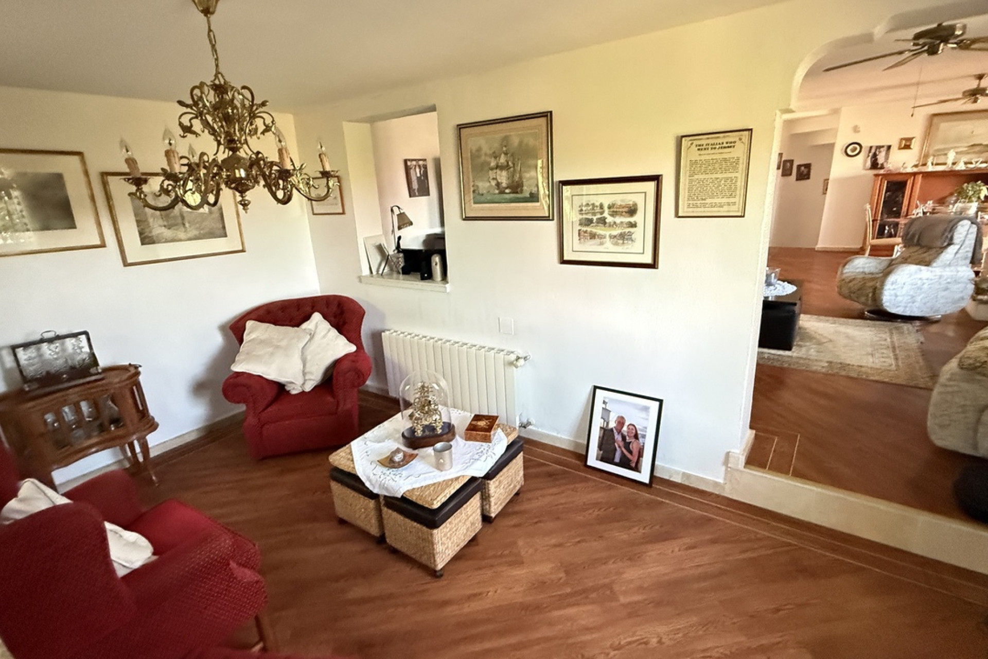 Resale - Villa -
Villamartín