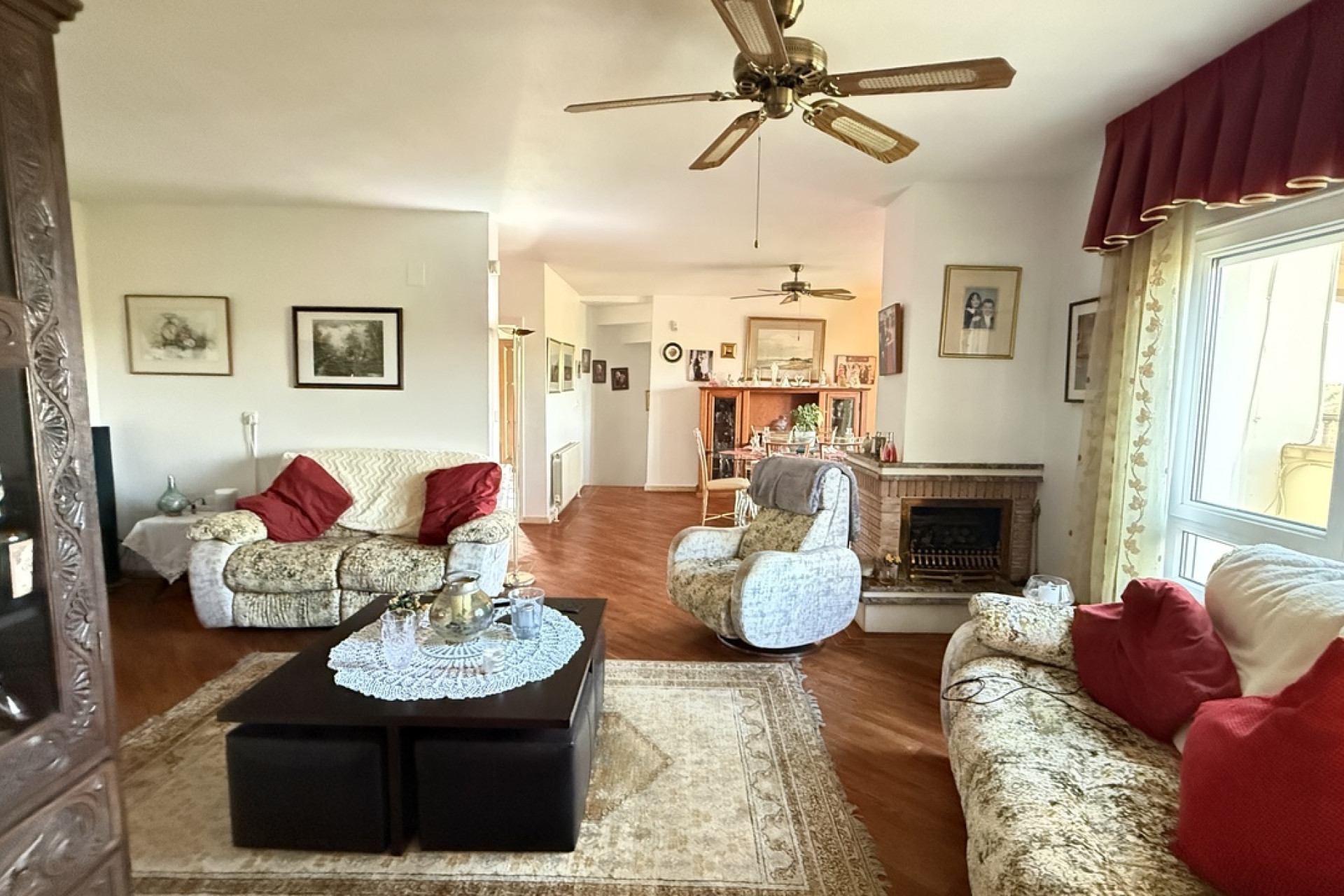 Resale - Villa -
Villamartín