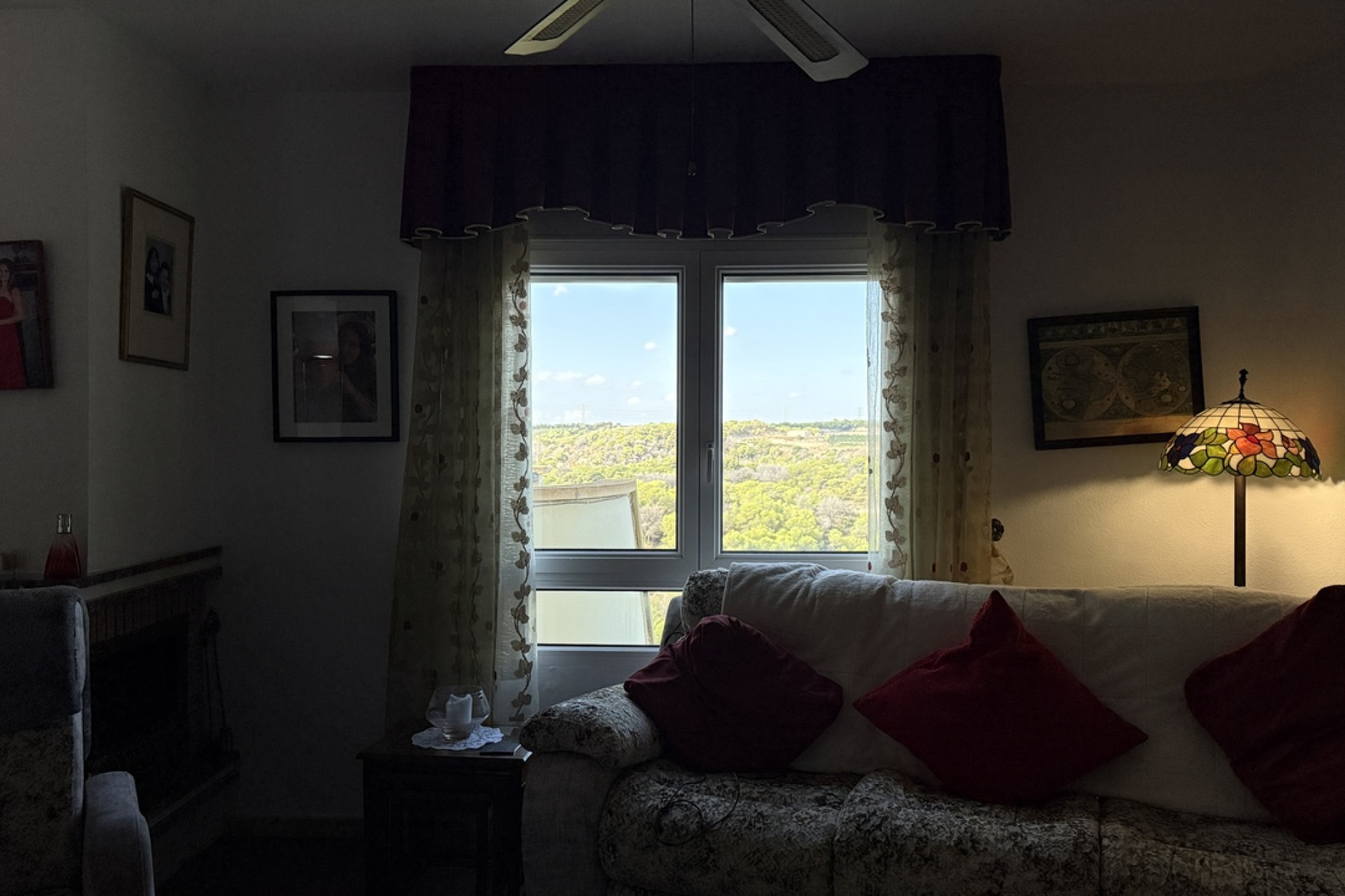 Resale - Villa -
Villamartín