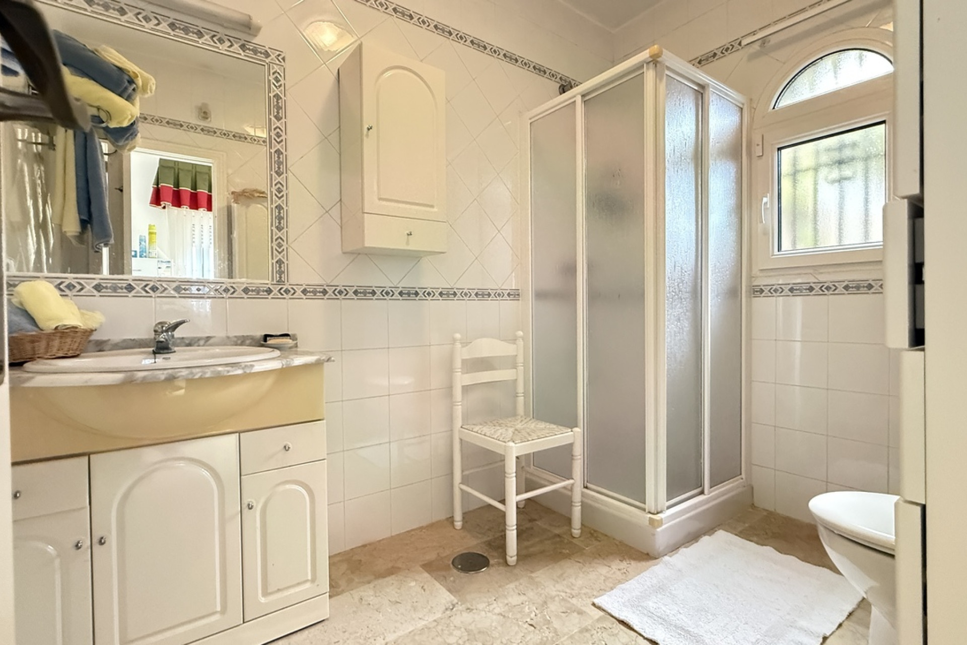 Resale - Villa -
Villamartín