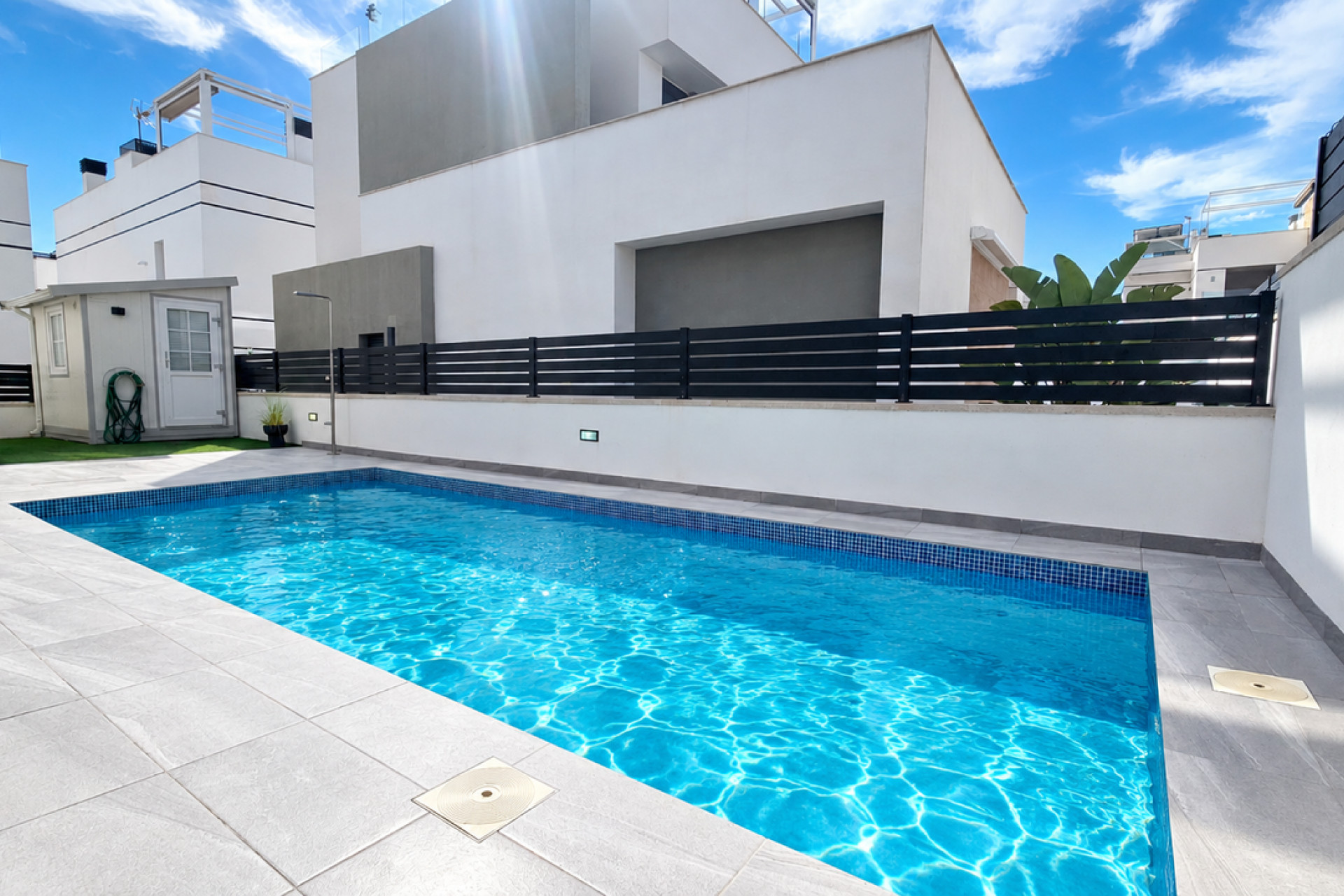 Resale - Villa -
Villamartín
