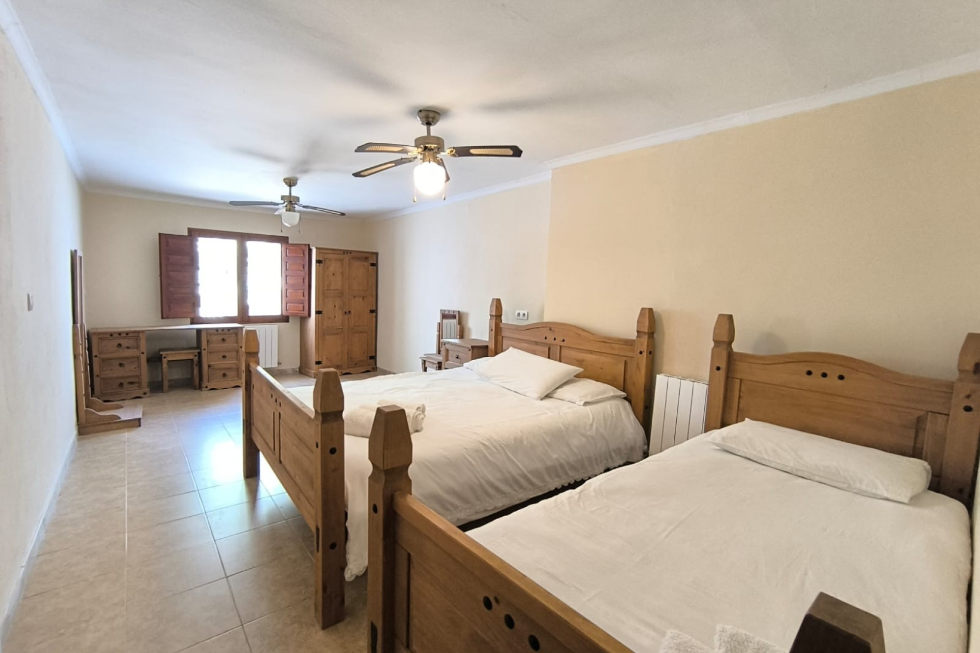 Resale - Villa -
Villena - Inland
