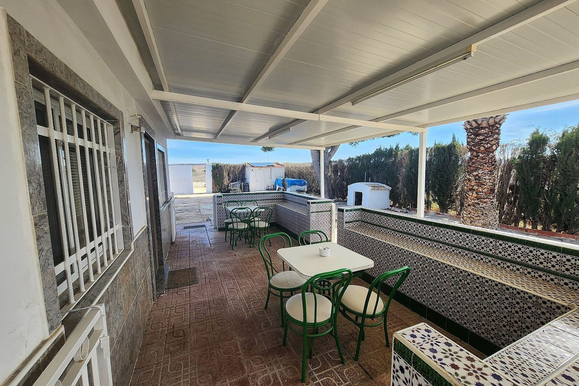 Resale - Villa -
Villena