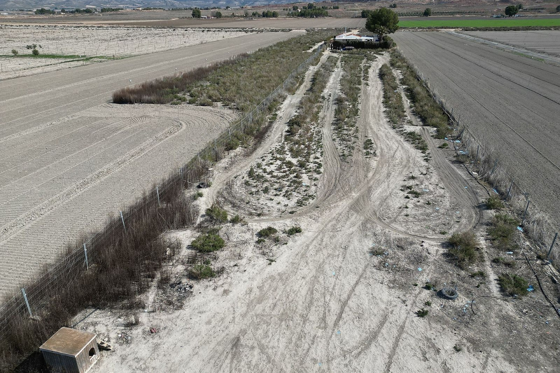 Resale - Villa -
Villena