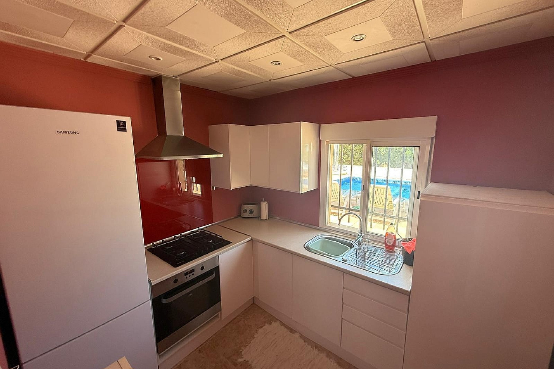 Resale - Villa -
Villena