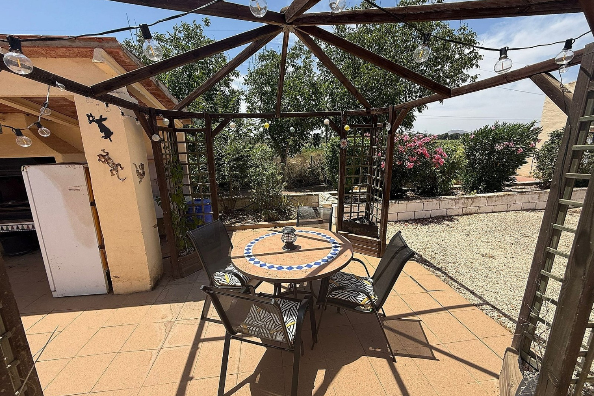 Resale - Villa -
Villena