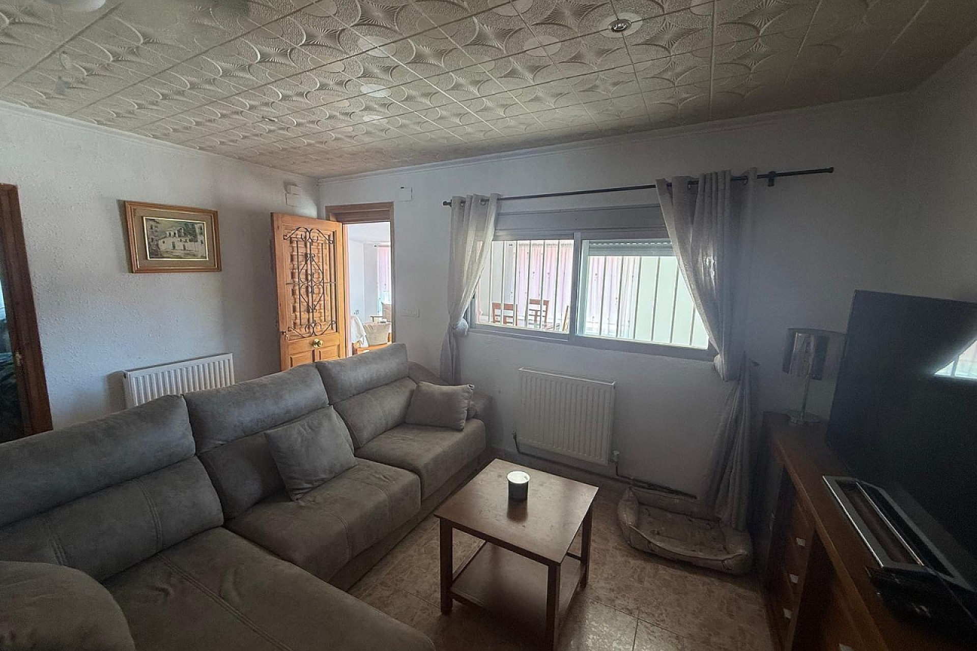 Resale - Villa -
Villena