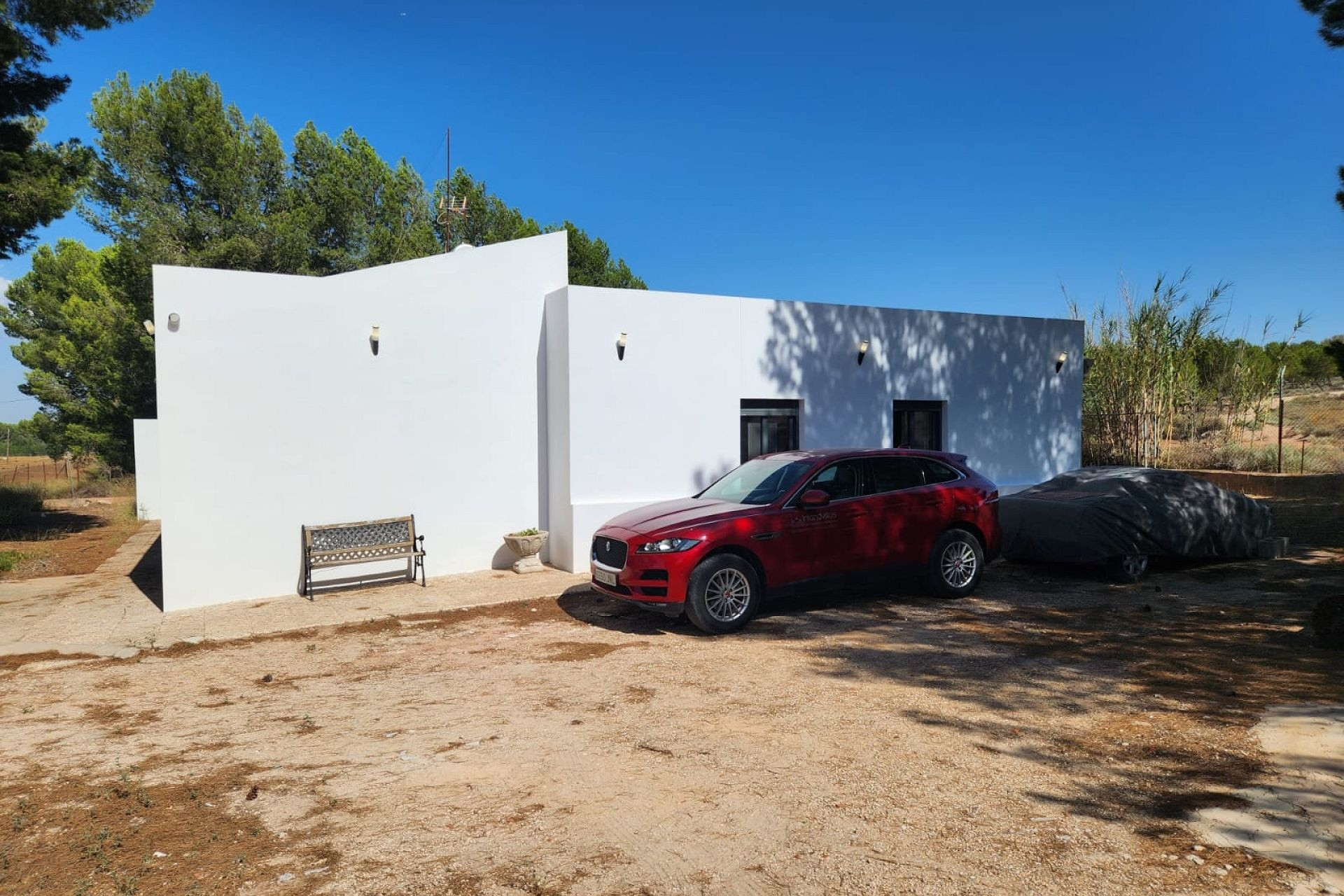 Resale - Villa -
Villena