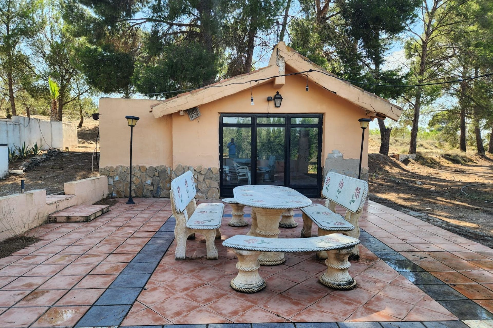 Resale - Villa -
Villena