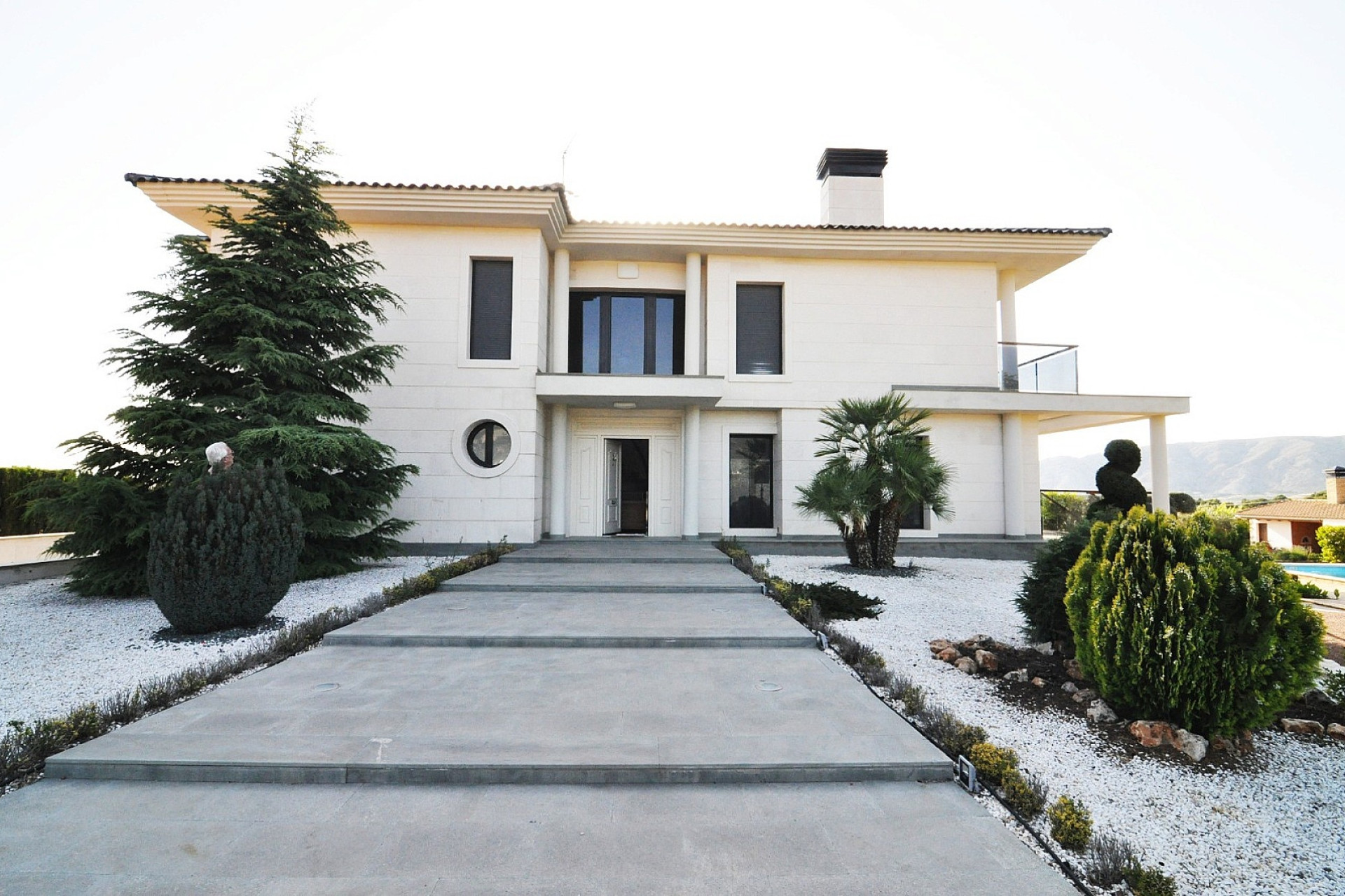 Resale - Villa -
Villena