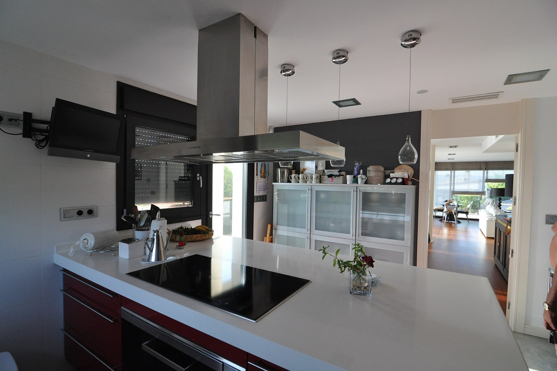 Resale - Villa -
Villena