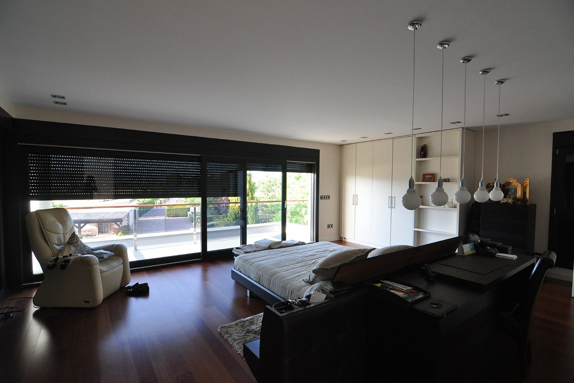 Resale - Villa -
Villena