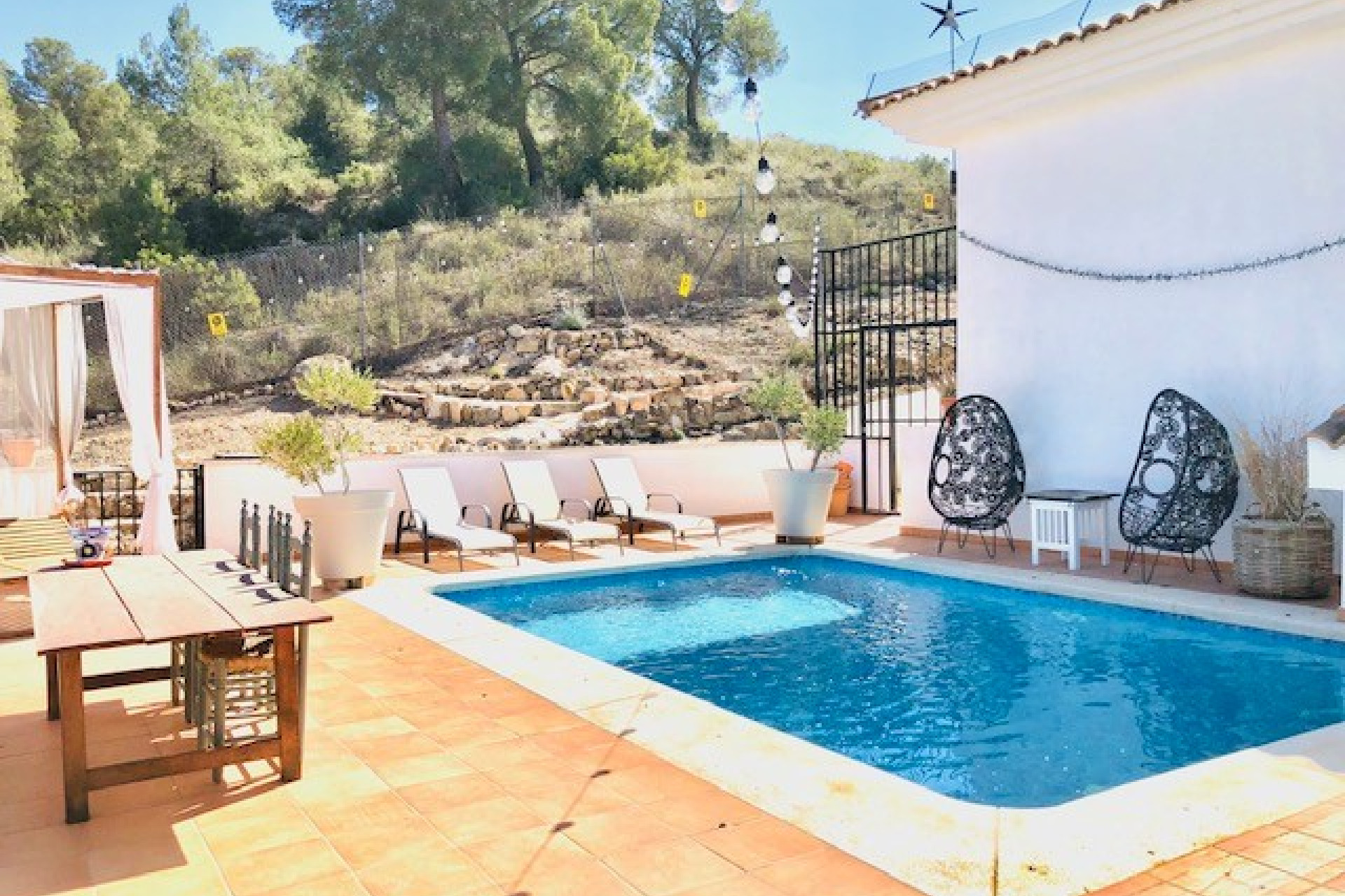 Resale - Villa -
Villena