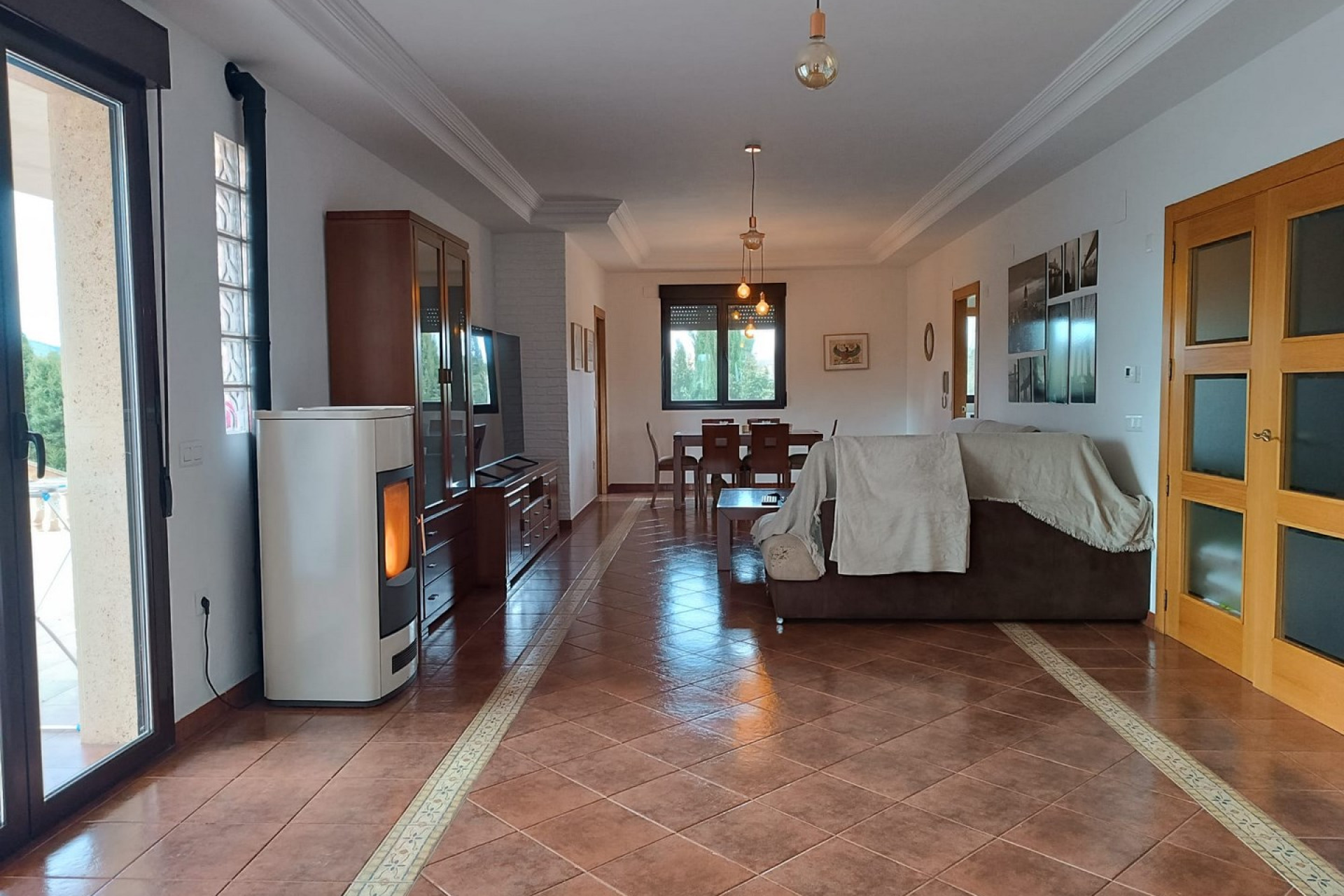 Resale - Villa -
Yecla - Inland