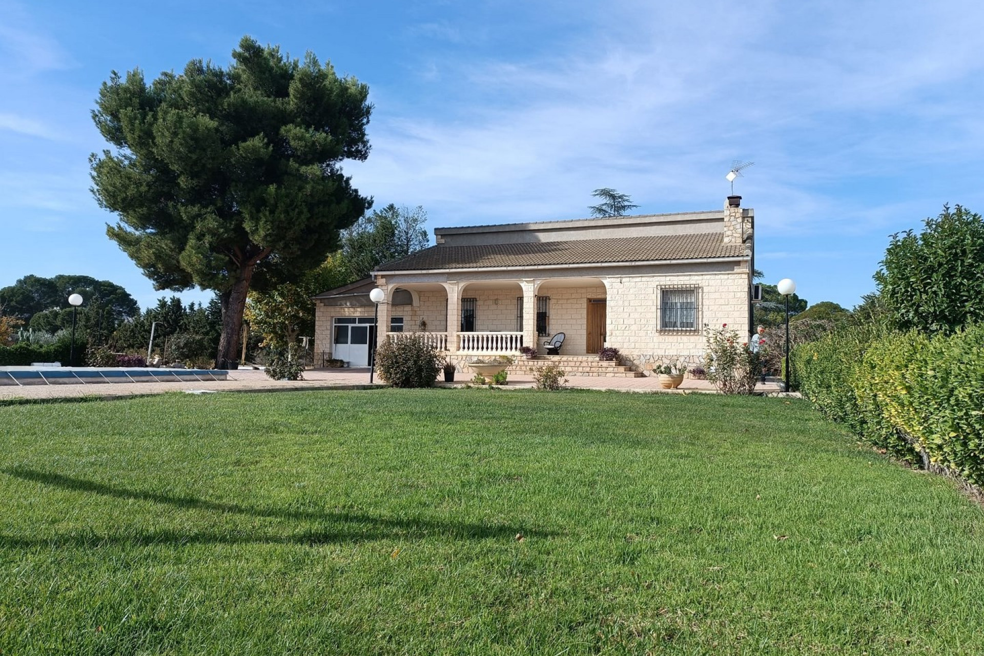 Resale - Villa -
Yecla - Inland