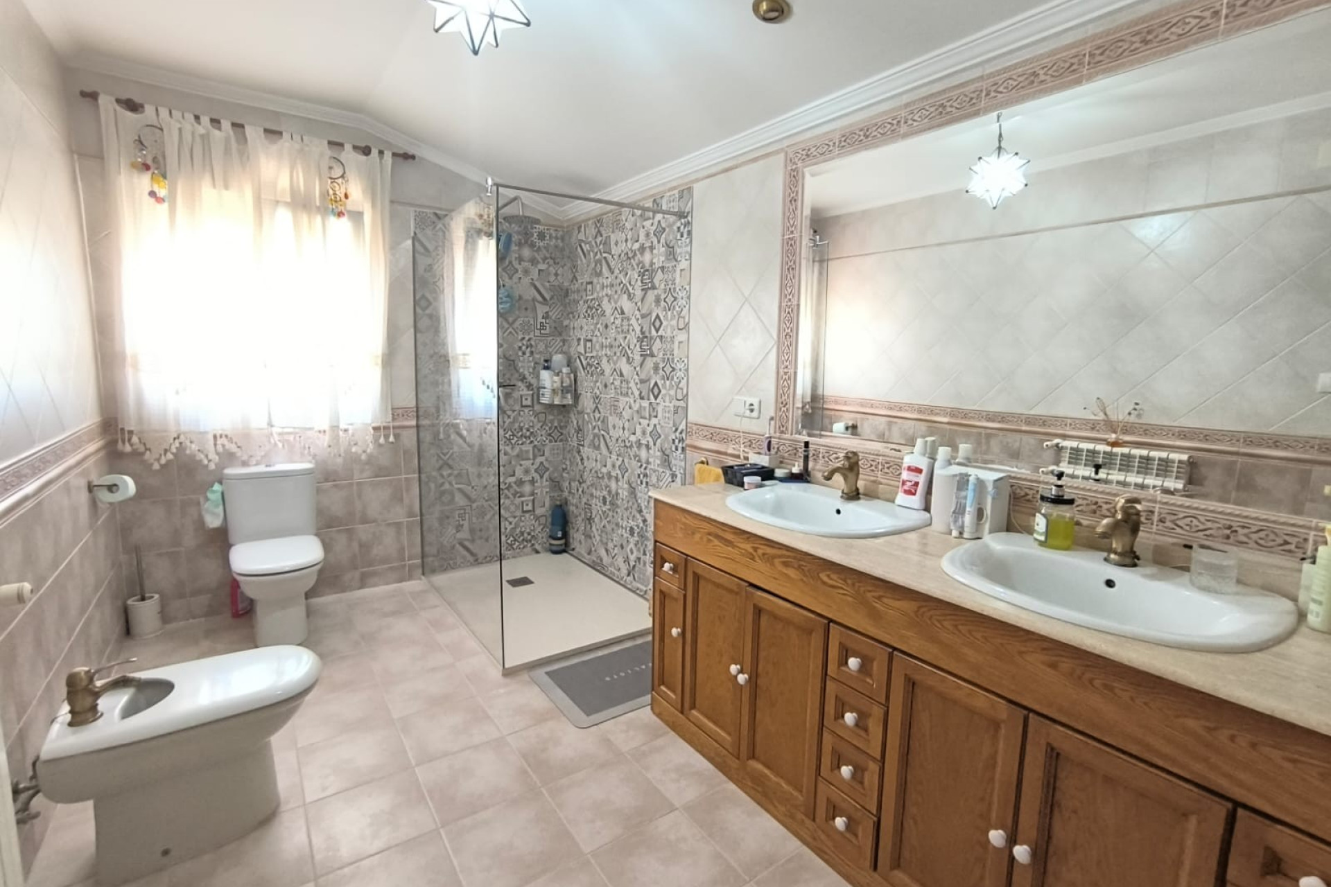 Resale - Villa -
Yecla - Inland