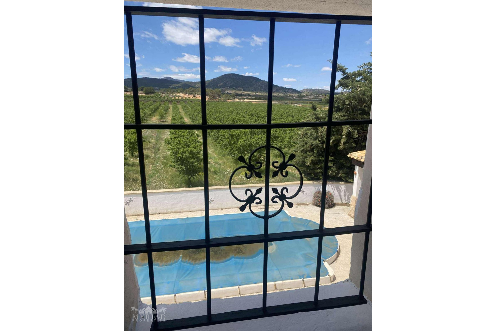 Resale - Villa -
Yecla - Yecla Murcia