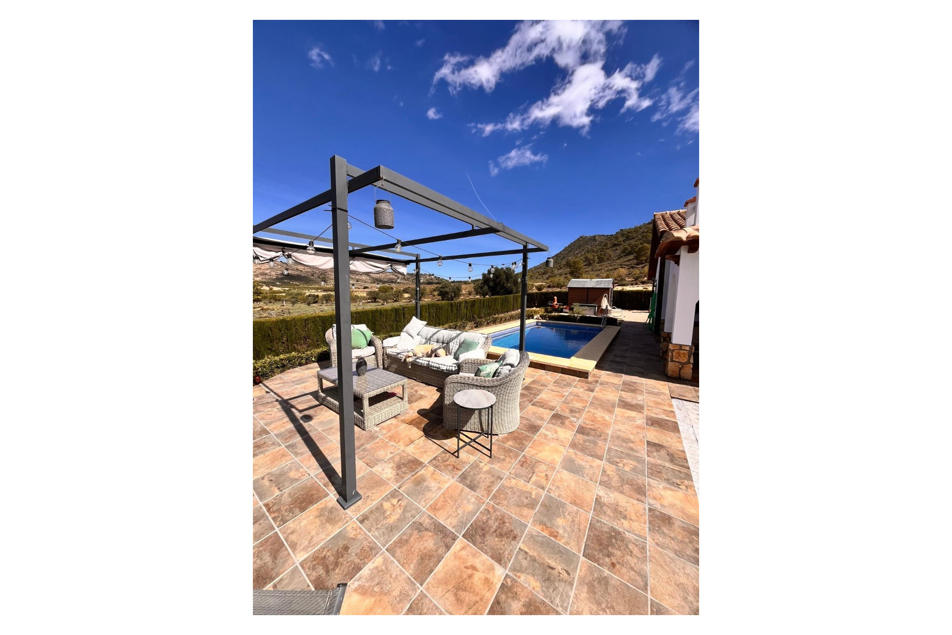 Resale - Villa -
Yecla