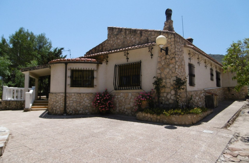 Resale - Villa -
Yecla
