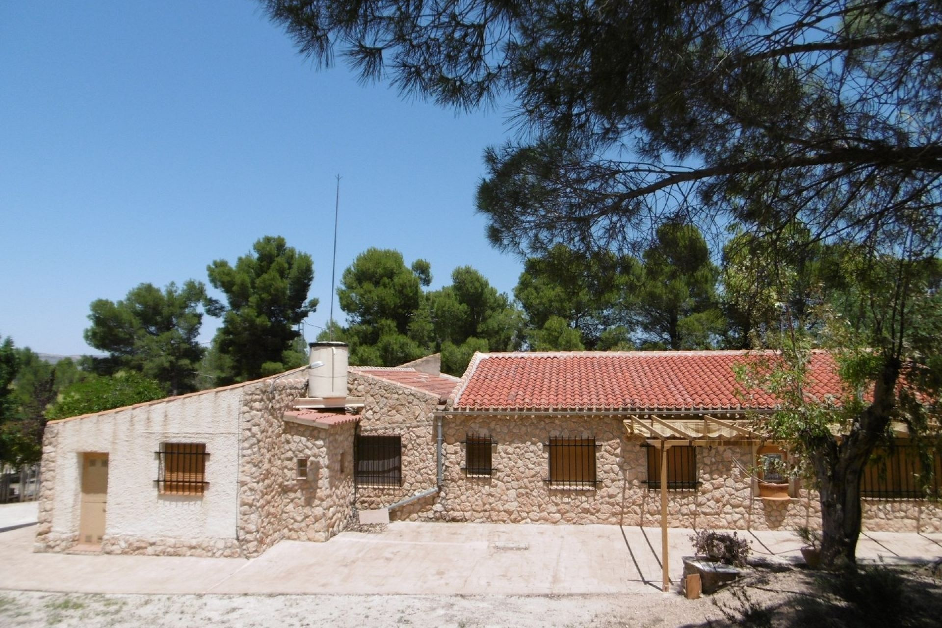 Resale - Villa -
Yecla