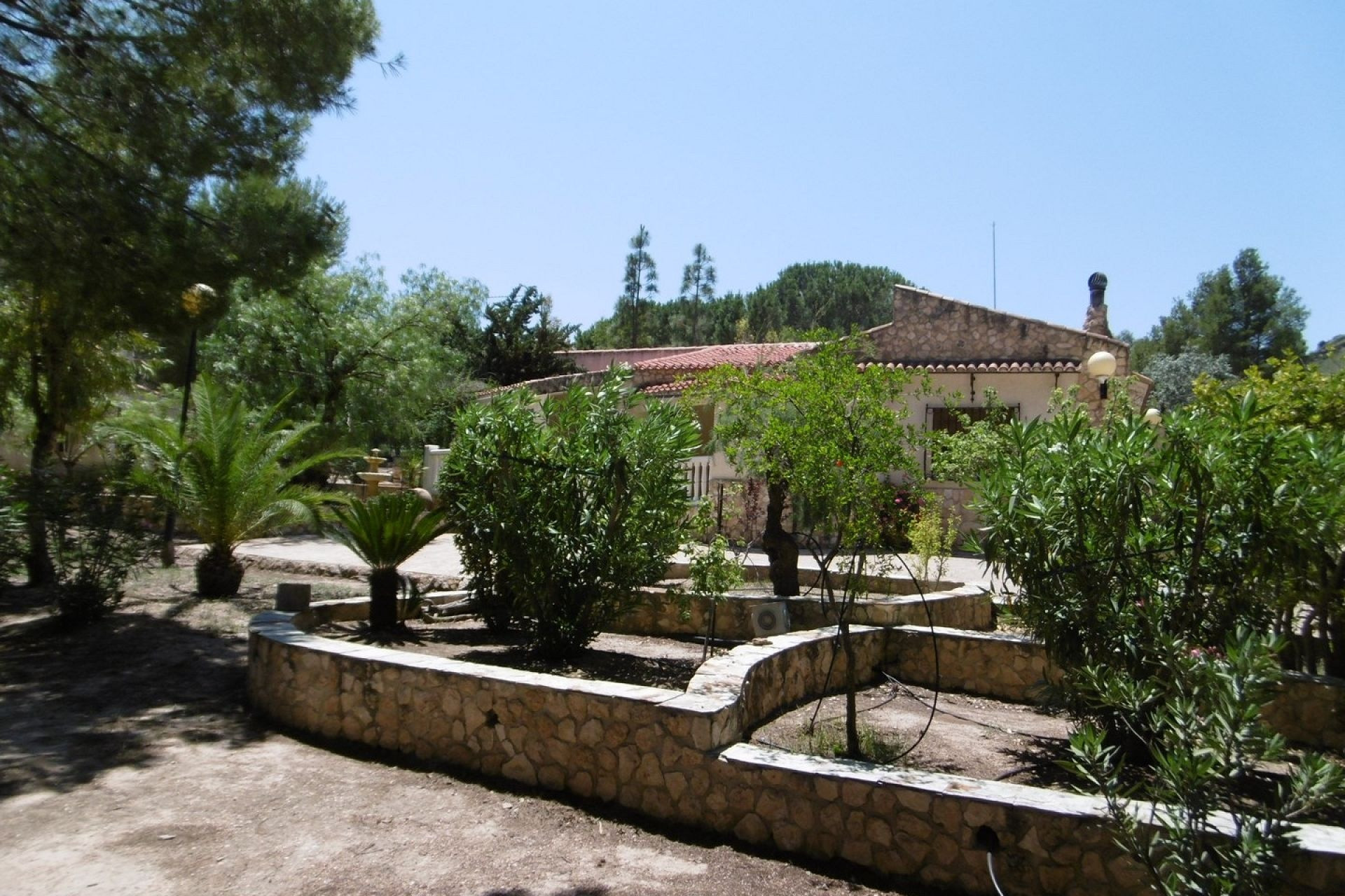 Resale - Villa -
Yecla