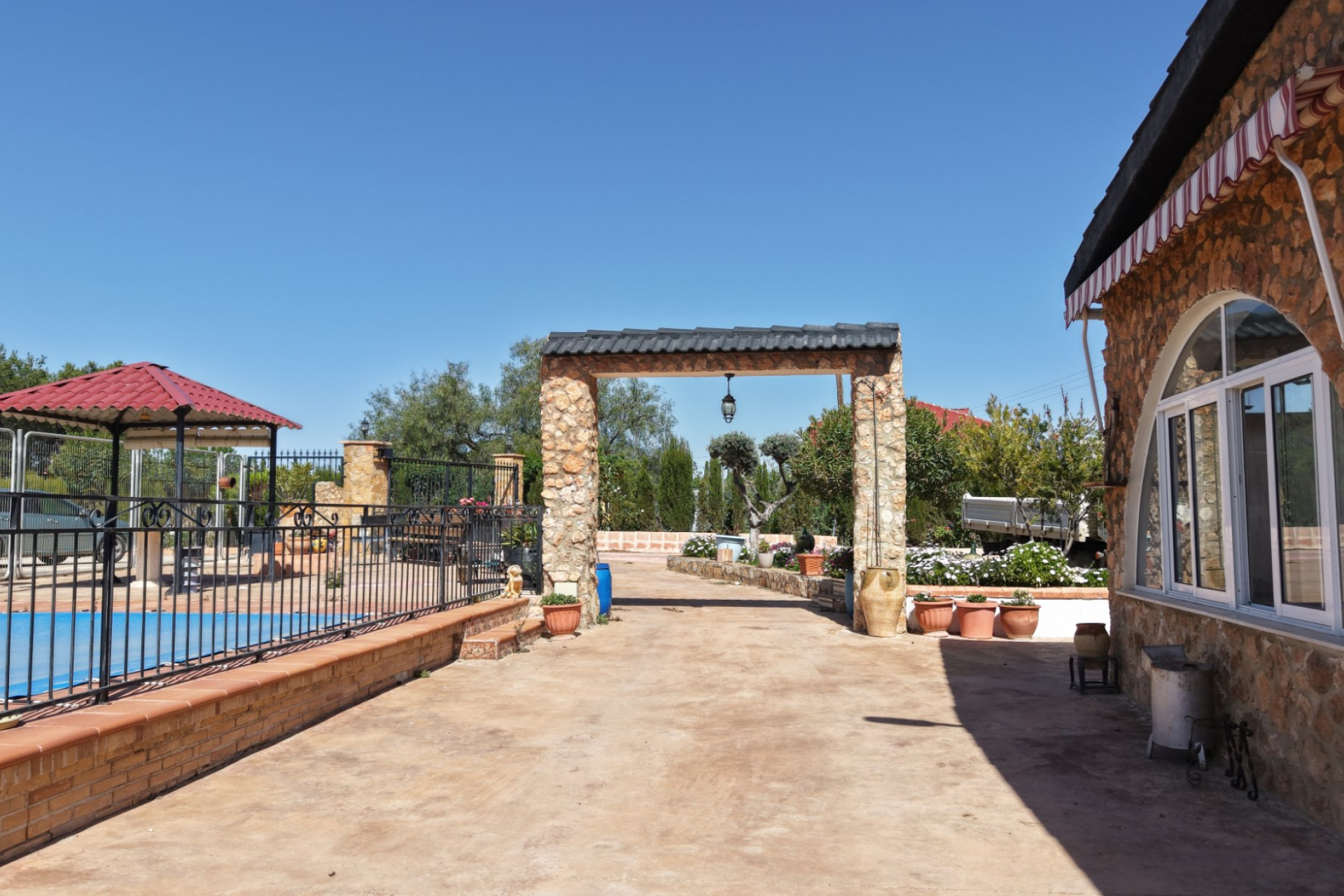 Resale - Villa -
Yecla