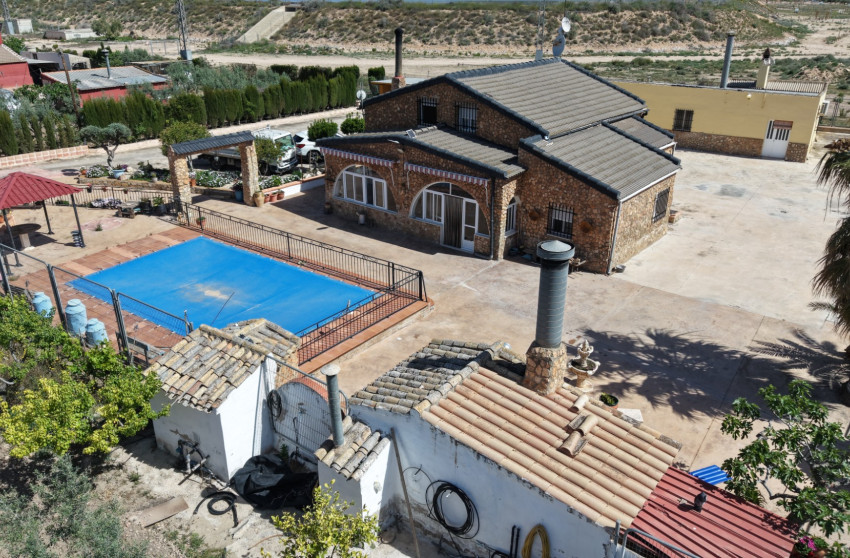 Resale - Villa -
Yecla