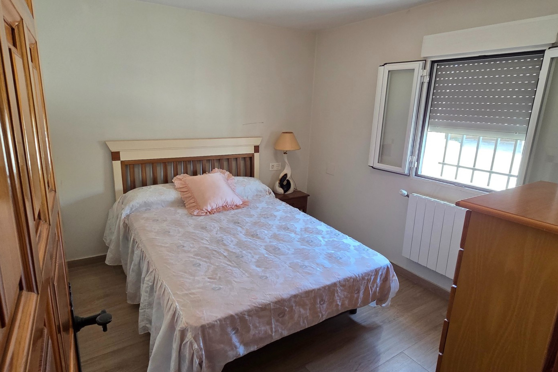 Resale - Villa -
Yecla