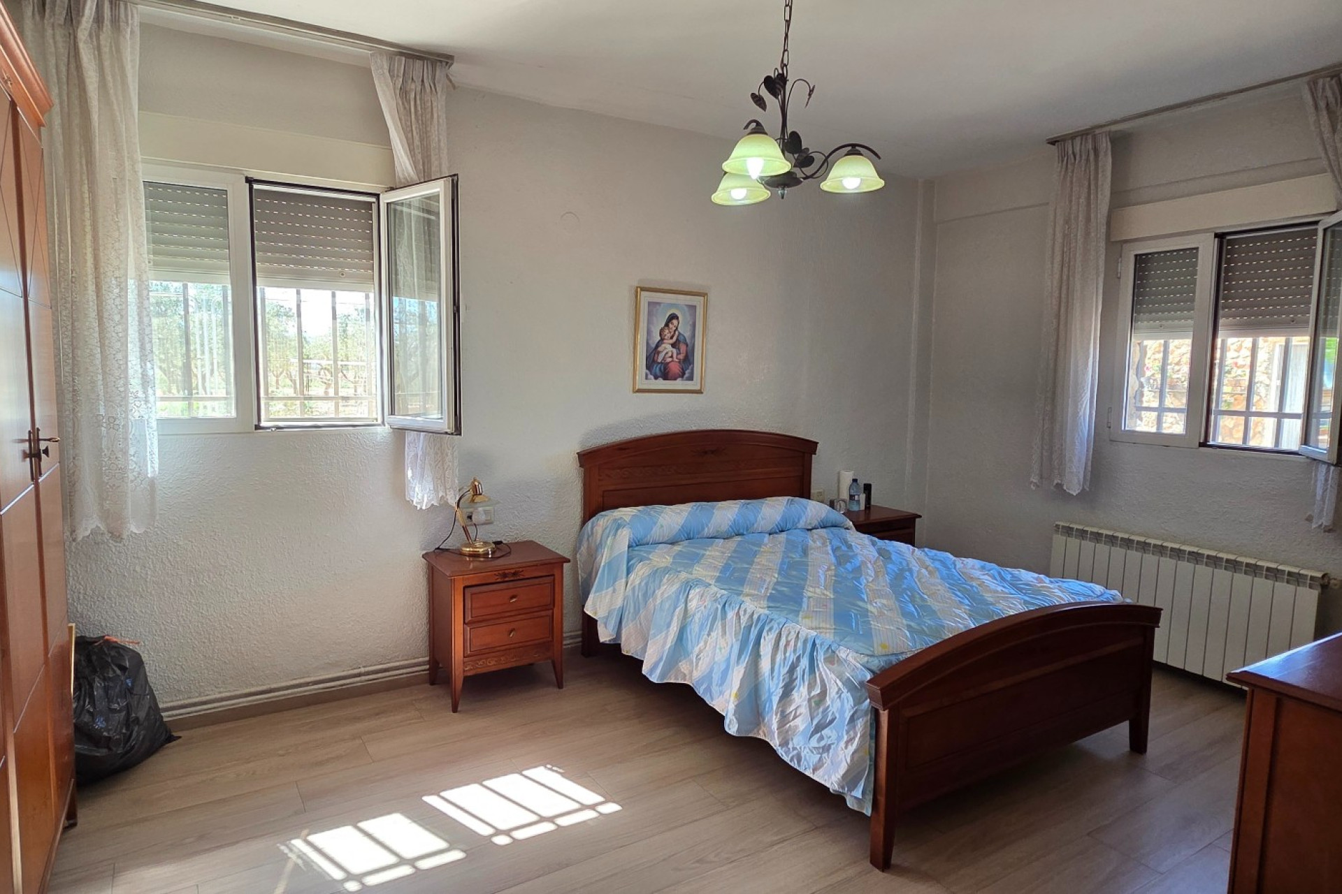 Resale - Villa -
Yecla