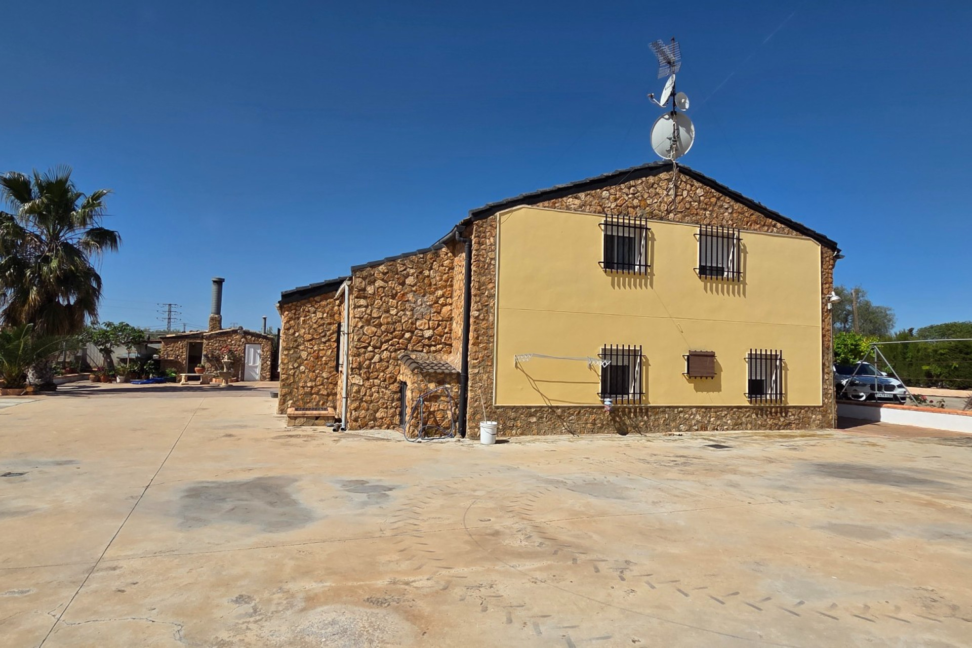 Resale - Villa -
Yecla