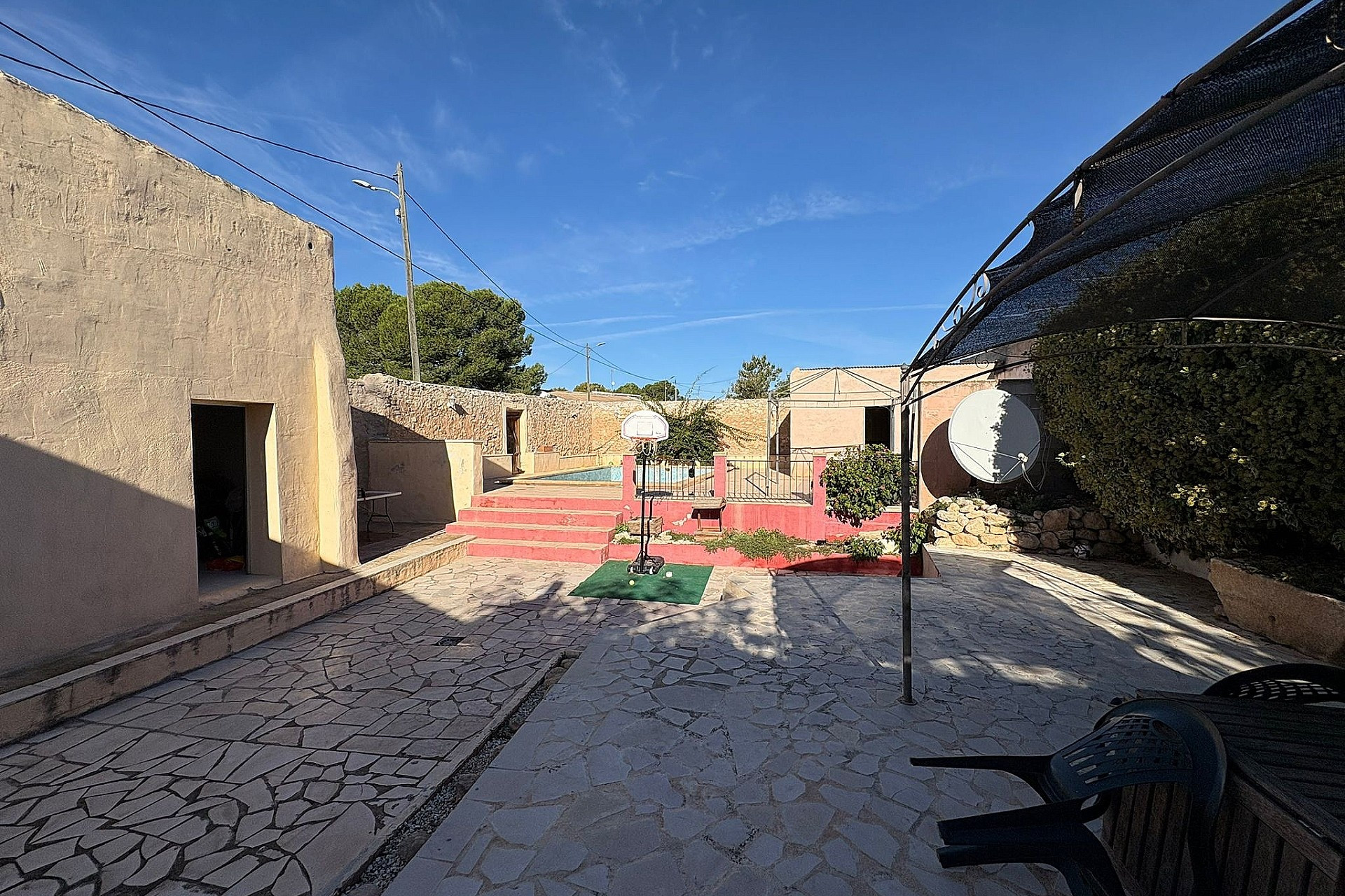 Resale - Village house -
Monovar