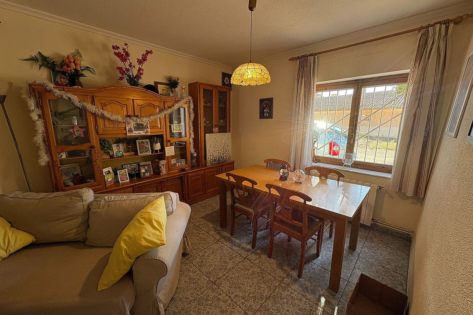 Resale - Village house -
Monovar