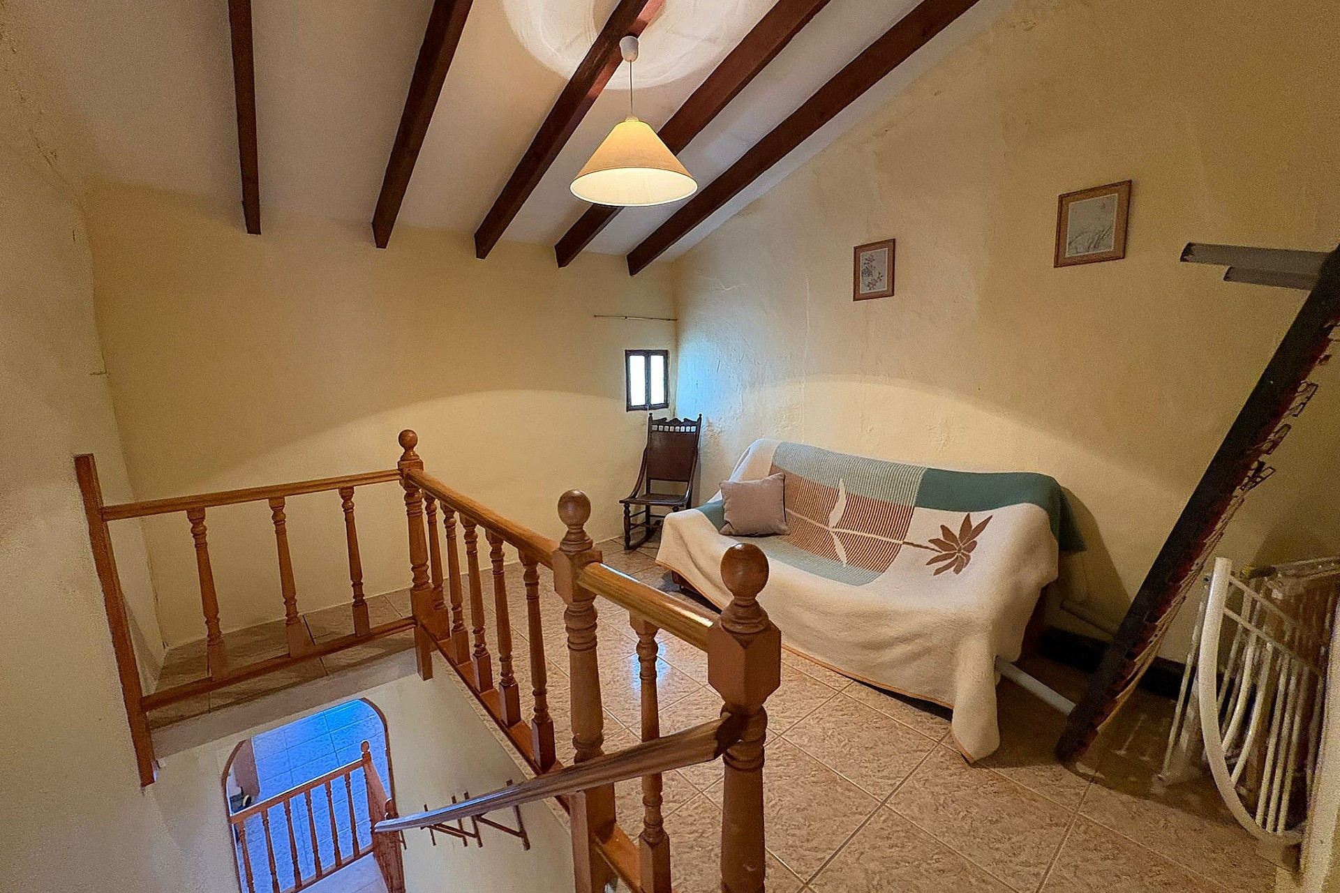 Resale - Village house -
Monovar