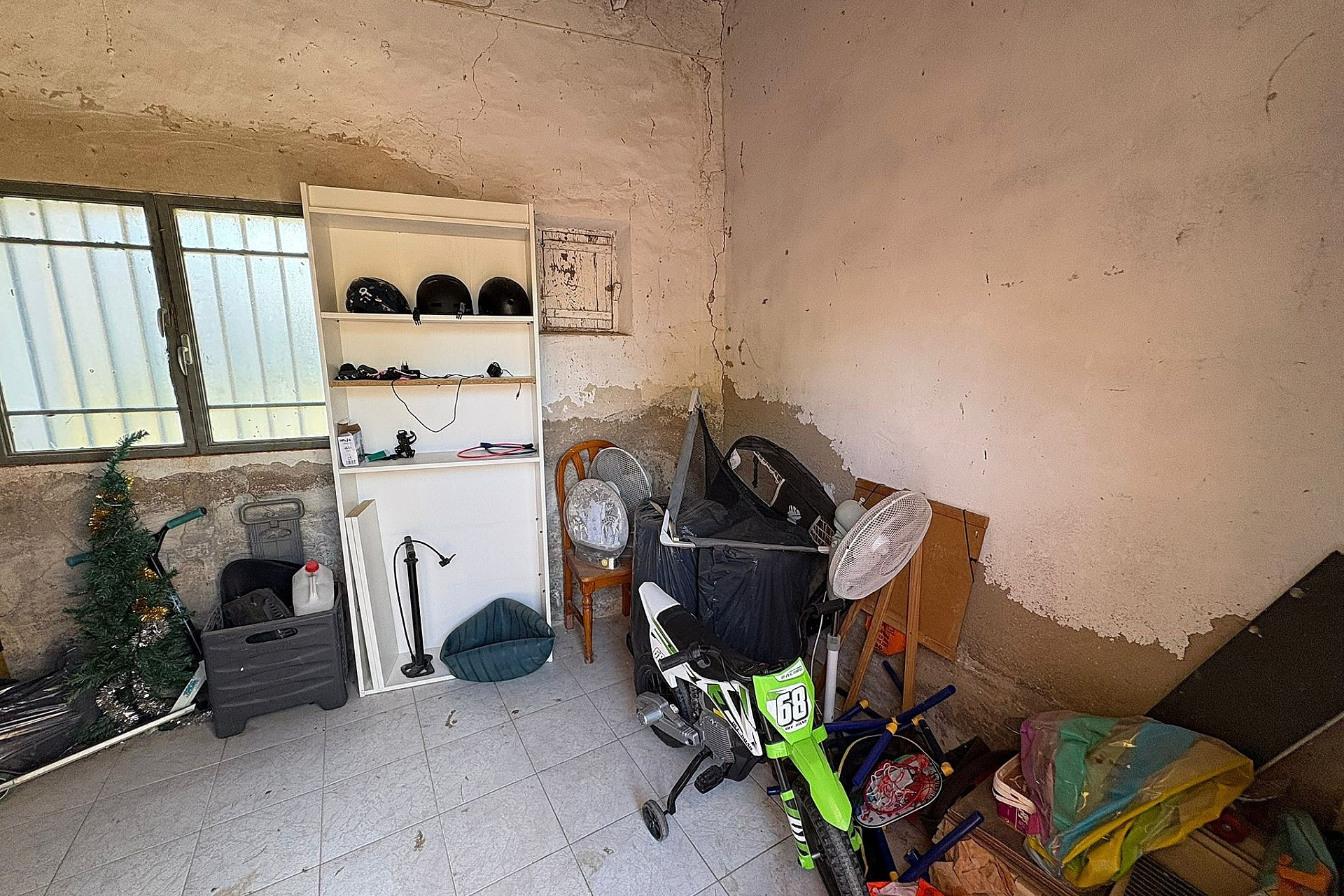 Resale - Village house -
Monovar