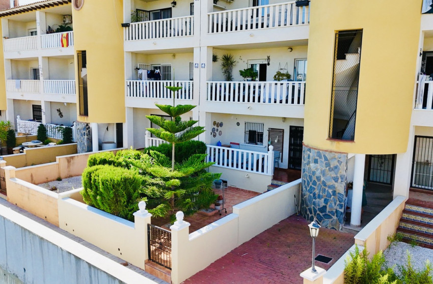 Revente - Appartement -
Cabo Roig