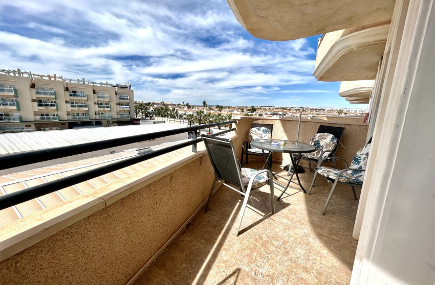 Revente - Appartement -
Cabo Roig