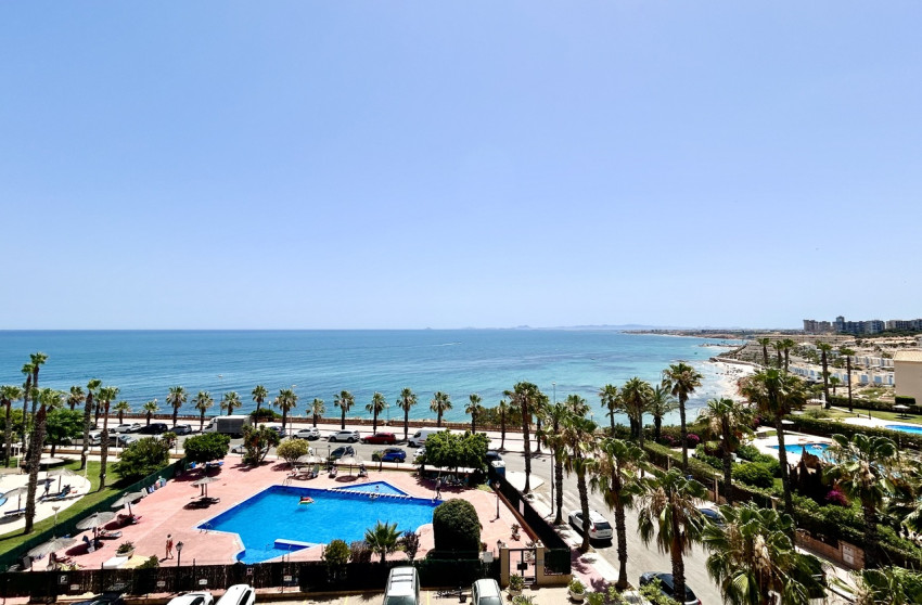 Revente - Appartement -
Cabo Roig