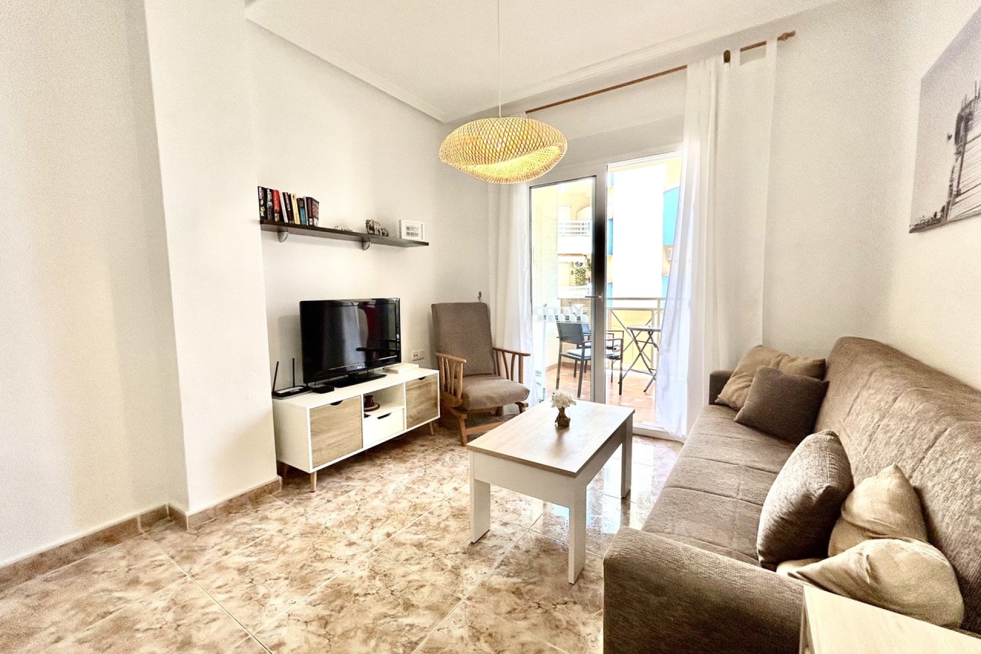 Revente - Appartement -
Cabo Roig