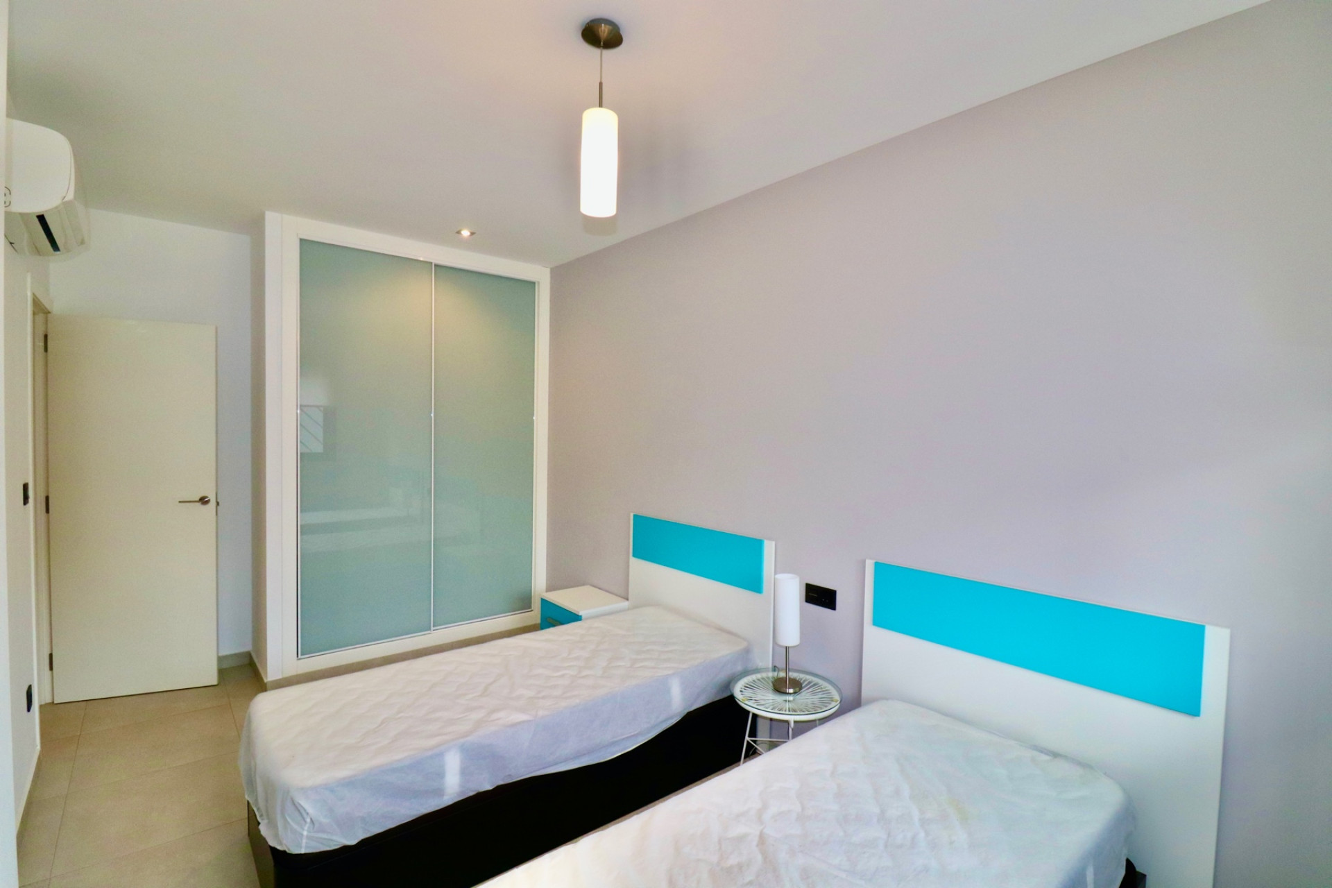 Revente - Appartement -
Guardamar del Segura - Guardamar - El Raso