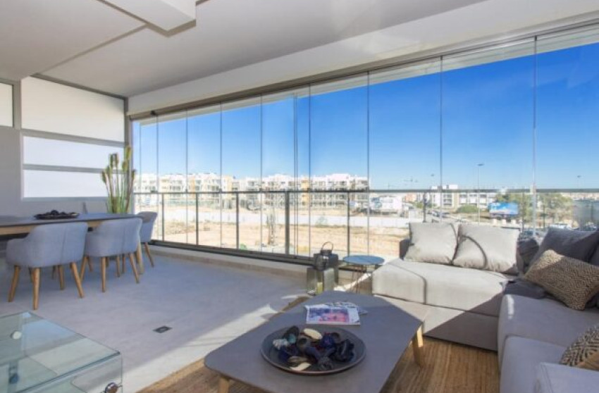 Revente - Appartement -
La Zenia