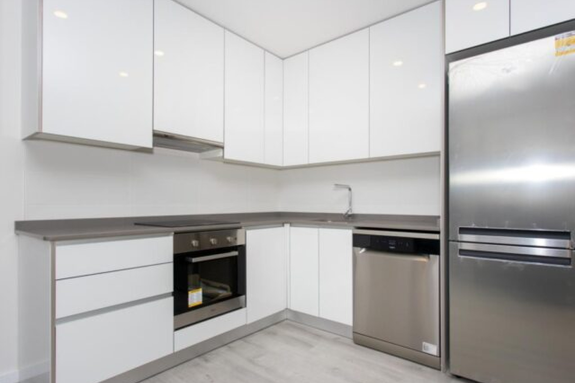 Revente - Appartement -
La Zenia