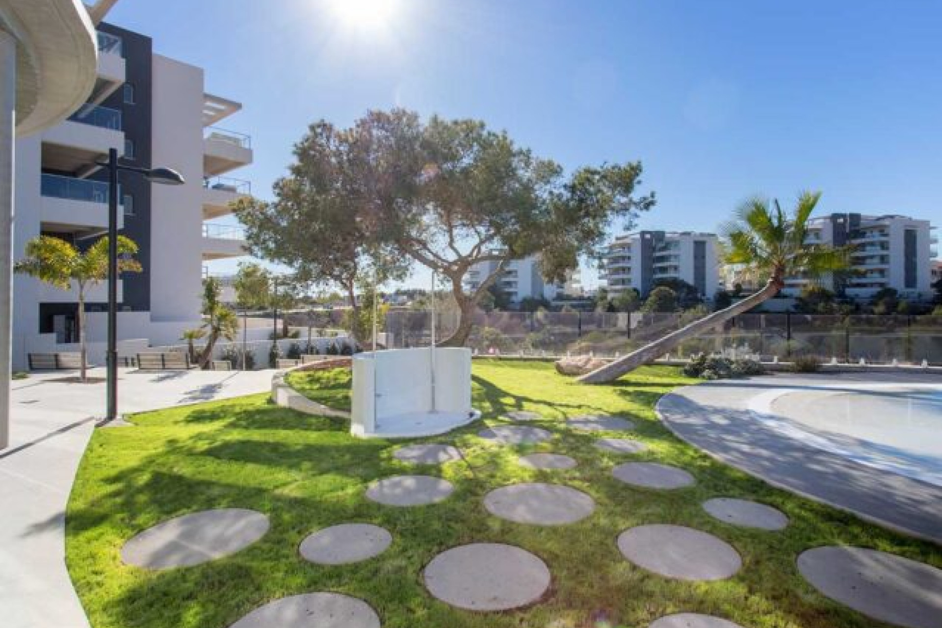 Revente - Appartement -
La Zenia