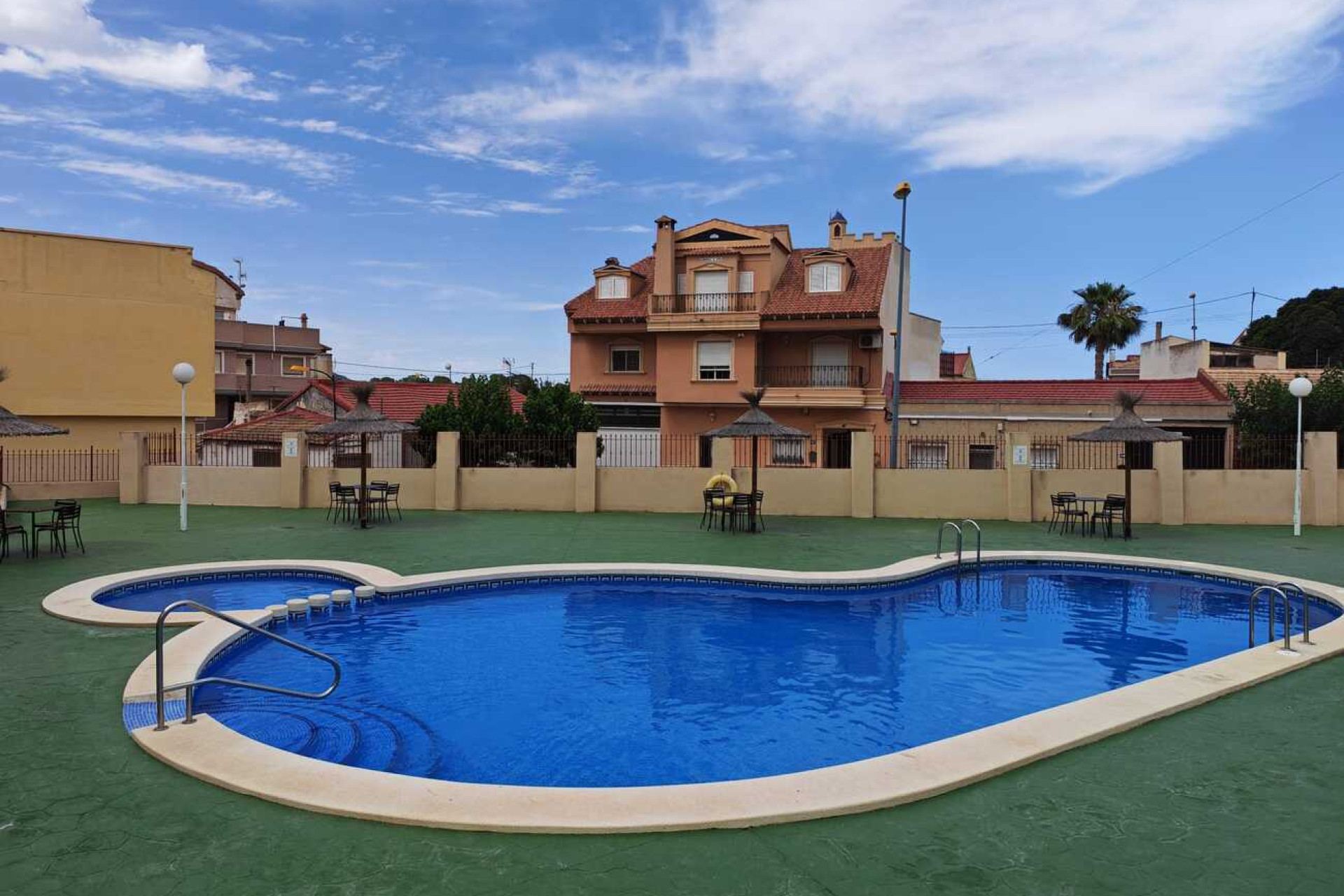 Revente - Appartement -
Orihuela Costa - Hurchillo