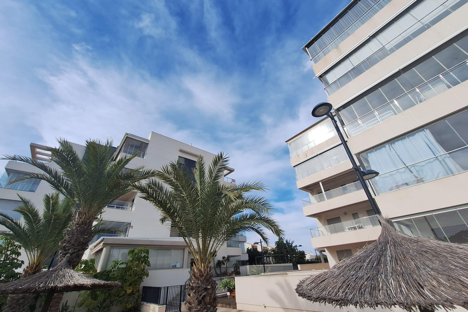 Revente - Appartement -
Orihuela Costa - Los Dolses