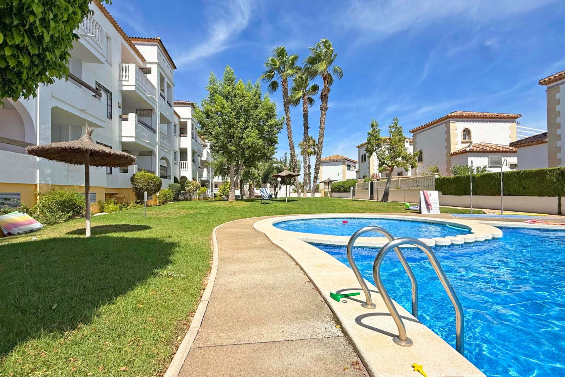 Revente - Appartement -
Orihuela Costa - Villamartín