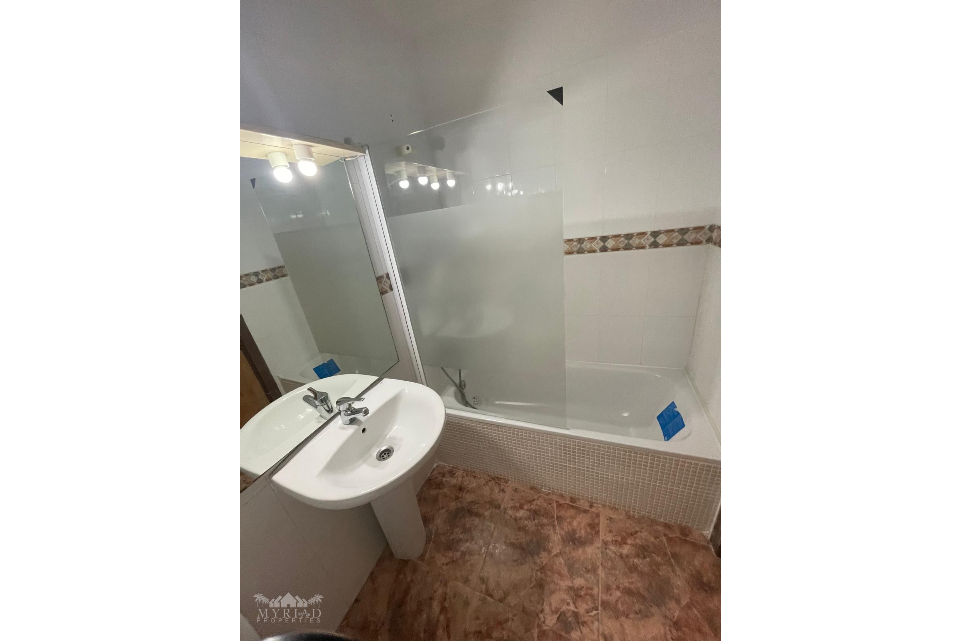 Revente - Appartement -
Pinoso - Pinoso Alicante