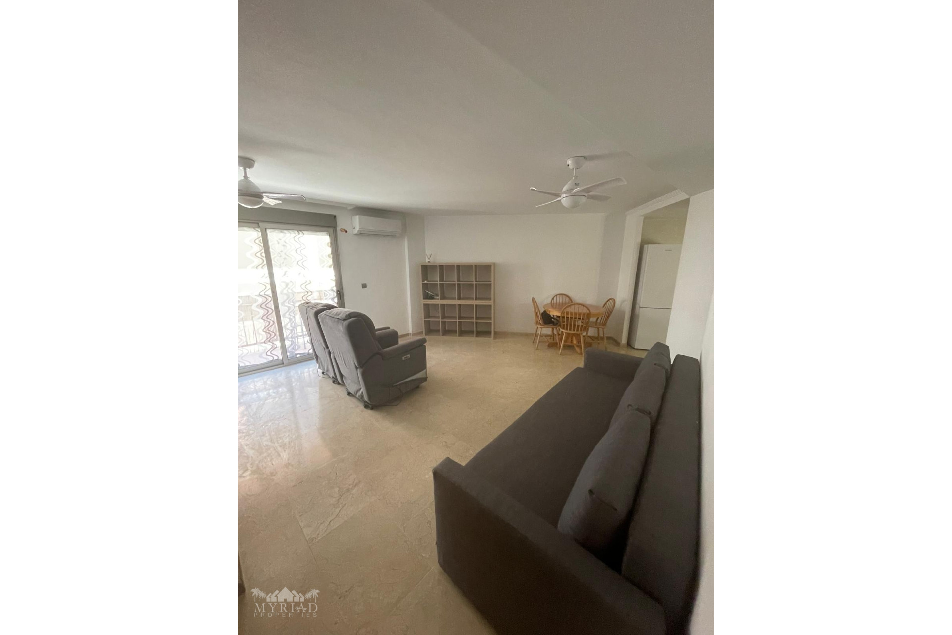 Revente - Appartement -
Pinoso - Pinoso Alicante